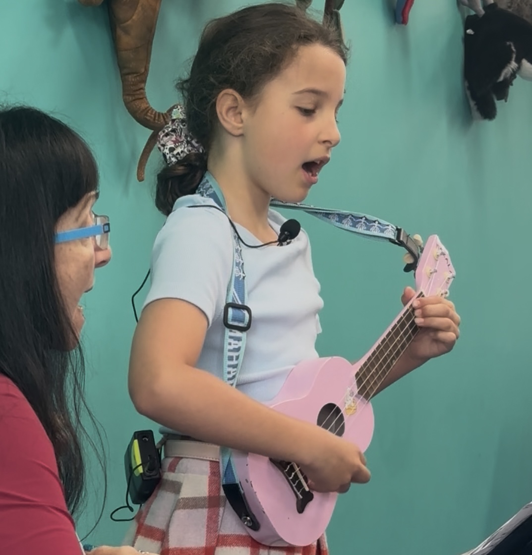 Uke'n Sing & Play Ukulele 2